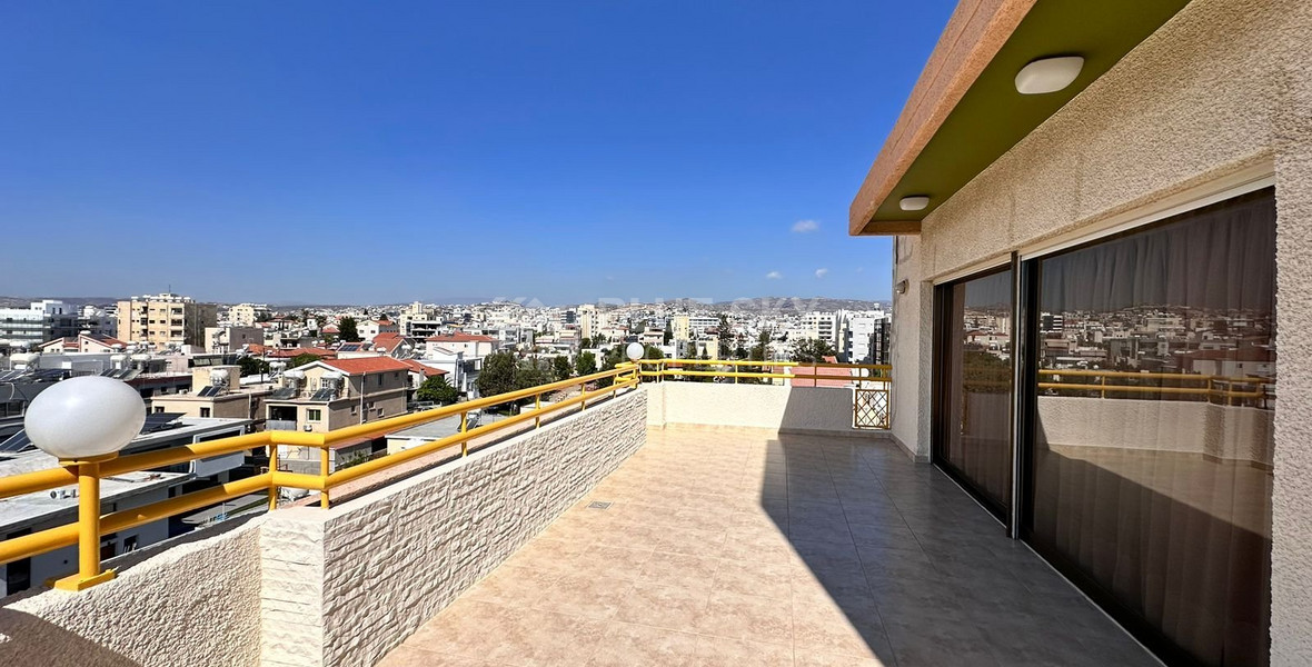 Modern Fully Furnished 3 Bedroom Apartment in Mesa Geitonia, Limassol