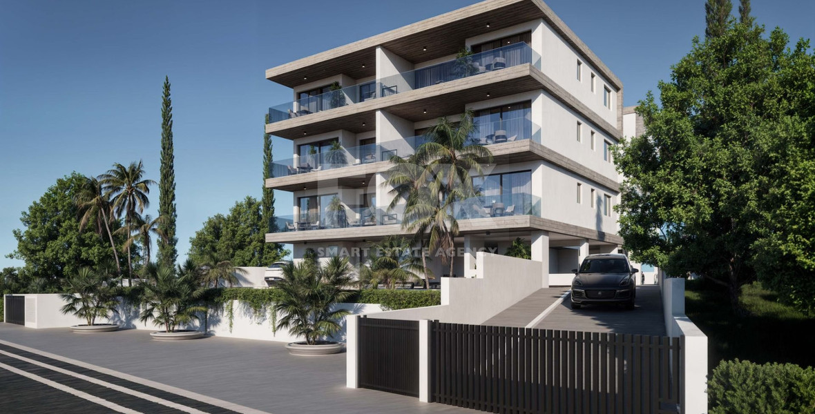 Three bedroom apartment in Universal area for sale  in Paphos
