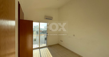 Two bedroom maisonette with roof garden in universal area