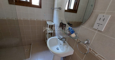 Two Bedroom Ground Floor Apartment in Geroskipou