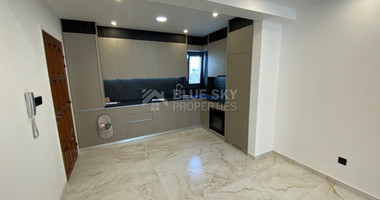 Modern Fully Furnished Two Bedroom Apartment in Universal