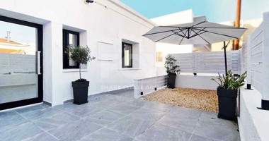 Three bedroom semi-detached in Paphos center