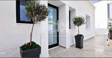 Three bedroom semi-detached in Paphos center