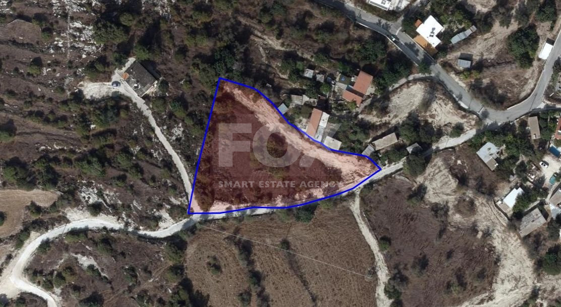 Residential land in Kritou Tera village