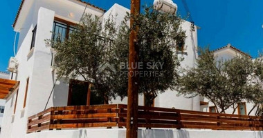 Three bedroom villa in Tremithousa with swimming pool