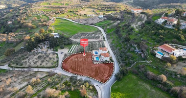 Residential field in Kalepia Community of Paphos