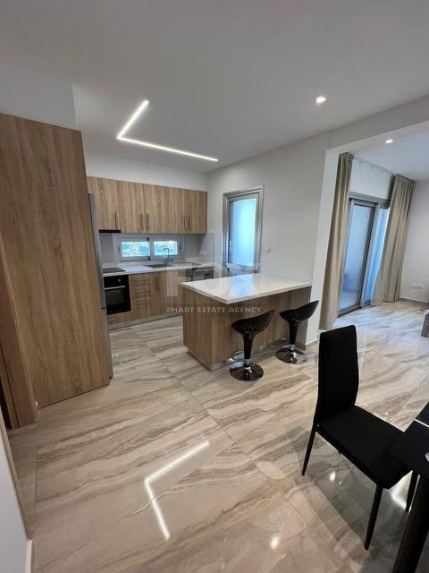 Modern Fully Furnished Penthouse Apartment for Rent in Kato Polemidia