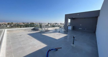 Modern Fully Furnished Penthouse Apartment for Rent in Kato Polemidia