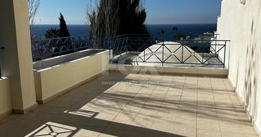 Two bedroom Townhouse with Sea views in Kissonerga