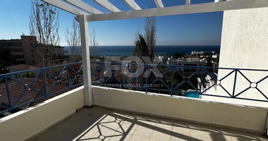 Two bedroom Townhouse with Sea views in Kissonerga