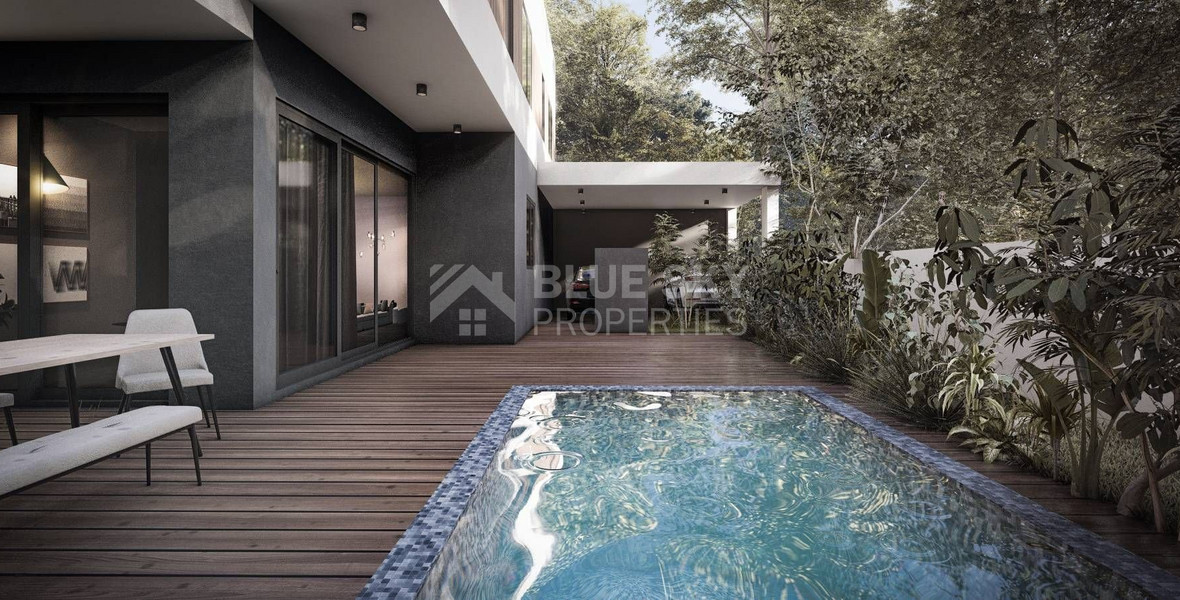 Spacious Three Bedroom House with Pool for sale in Mesa Geitonia