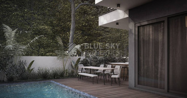 Spacious Three Bedroom House with Pool for sale in Mesa Geitonia