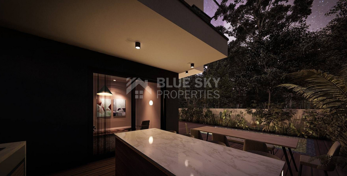 Spacious Three Bedroom House with Pool for sale in Mesa Geitonia
