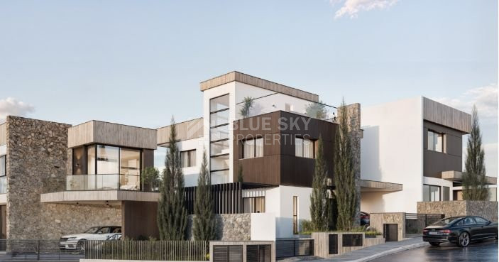 Luxuious Three bedroom House with swimming pool and roof garden for sale in Agios Athanasios