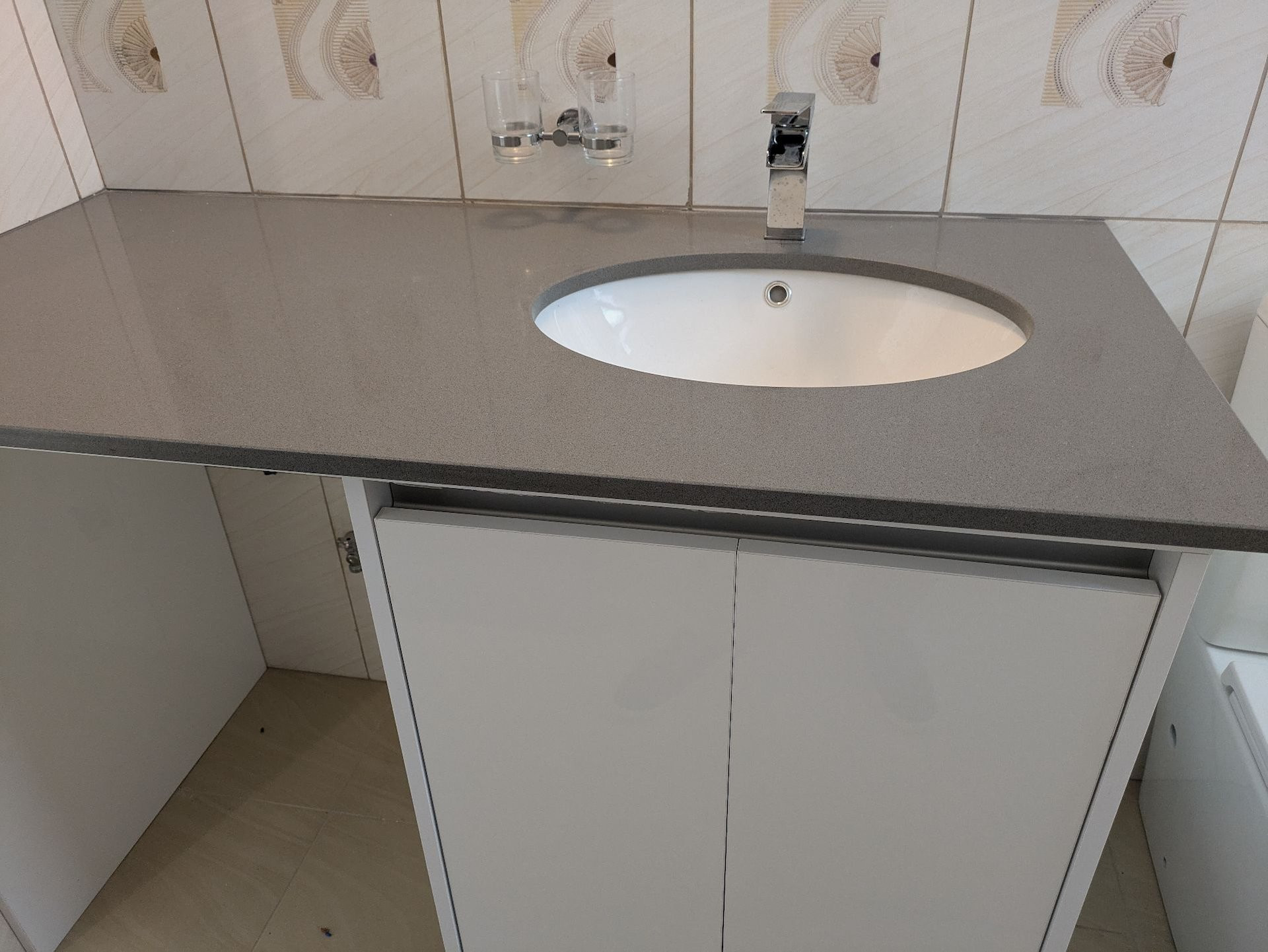 Mieszkanie 2 pokoi 75 m² Pafos, Cypr