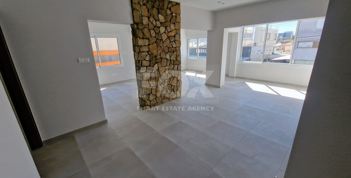 Commercial Building for rent in Apostolou Petrou & Pavlou