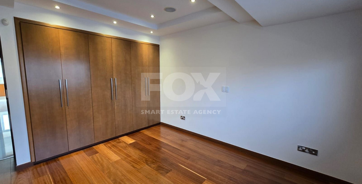 Beautiful fully furnished sea front apartment in Potamos Germasogeias, Limassol