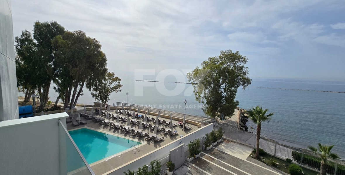 Beautiful fully furnished sea front apartment in Potamos Germasogeias, Limassol