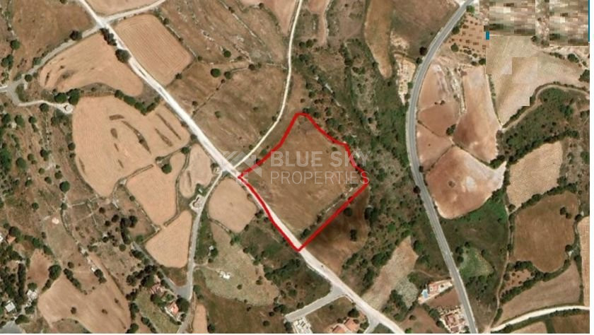 Residential field in Kato Arodes, Paphos
