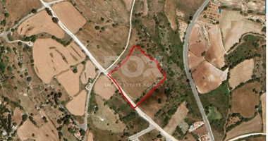 Residential field in Kato Arodes, Paphos