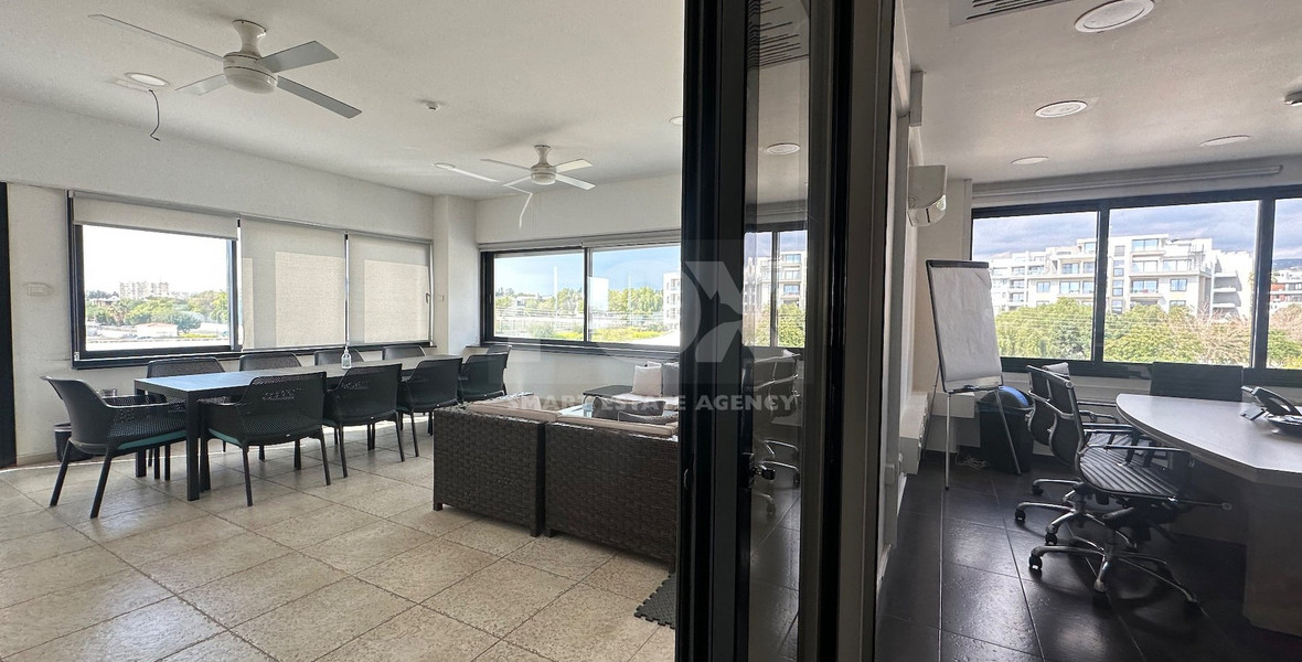 LUXURY OFFICES FURNISHED OR UNFURNISHED IN PRIME BUSINESS AVENUE LINOPETRA