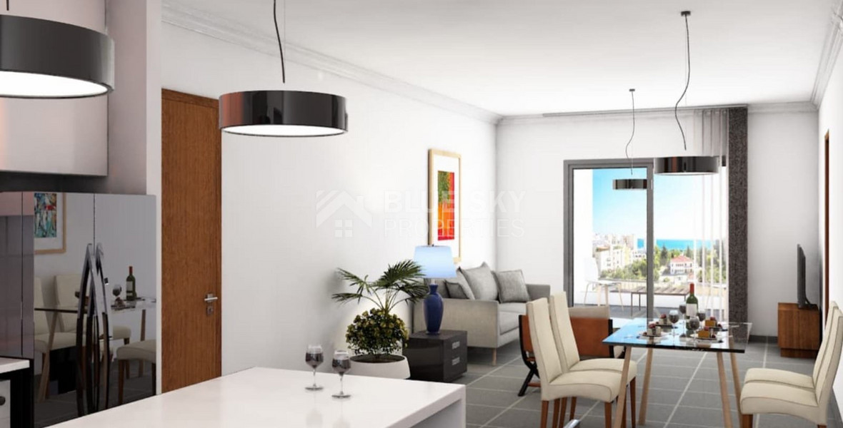 Modern Ground Floor Apartment with three Bedrooms in Universal