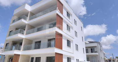 Top floor three bedroom apartment in Universal area