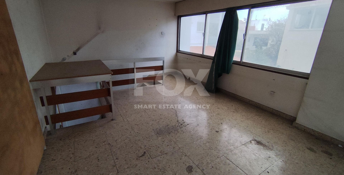 Unfurnished 197 m2 Ground Floor Shop in Agia Zoni