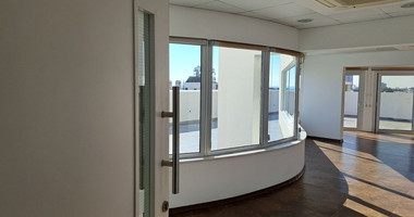 OUTSTANDING OFFICE BUILDING IN THE HEART OF THE HISTORICAL TOWN OFFERING 1,967SQM INTERNAL AREA AND 26 PARKING SPACES
