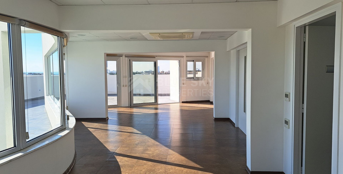 OUTSTANDING OFFICE BUILDING IN THE HEART OF THE HISTORICAL TOWN OFFERING 1,967SQM INTERNAL AREA AND 26 PARKING SPACES