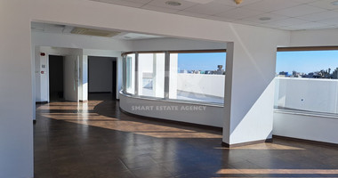 OUTSTANDING OFFICE BUILDING IN THE HEART OF THE HISTORICAL TOWN OFFERING 1,967SQM INTERNAL AREA AND 26 PARKING SPACES