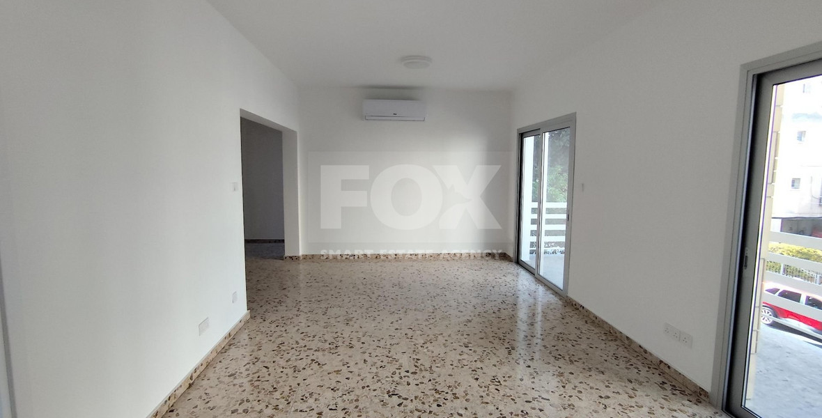 Spacious unfurnished 3-bedroom apartment to rent in Neapoli