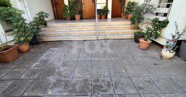 Spacious unfurnished 3-bedroom apartment to rent in Neapoli