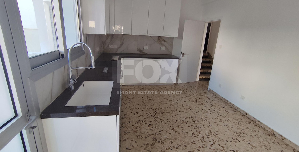 Spacious unfurnished 3-bedroom apartment to rent in Neapoli