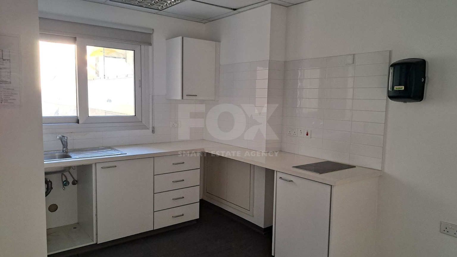 Modern Office for Rent in Katholiki