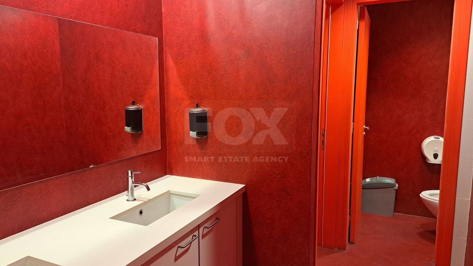 Modern Office for Rent in Katholiki
