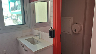 Modern Office for Rent in Katholiki