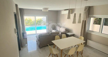 Four bedroom detached villa with pool for rent in Mesovounia