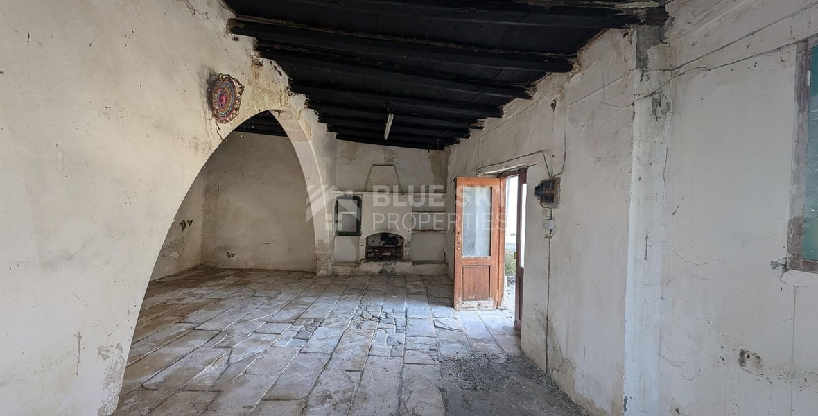 Three plots with stone-built house in Giolou, Paphos