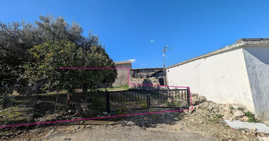 Three plots with stone-built house in Giolou, Paphos