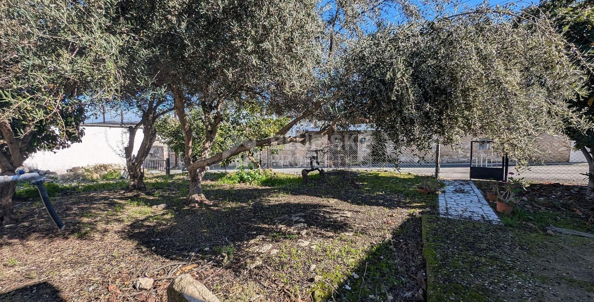 Three plots with stone-built house in Giolou, Paphos
