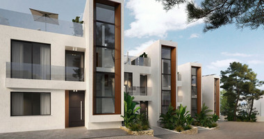 Spacious Four Bedroom Villa with Private Pool in Agios Tychon