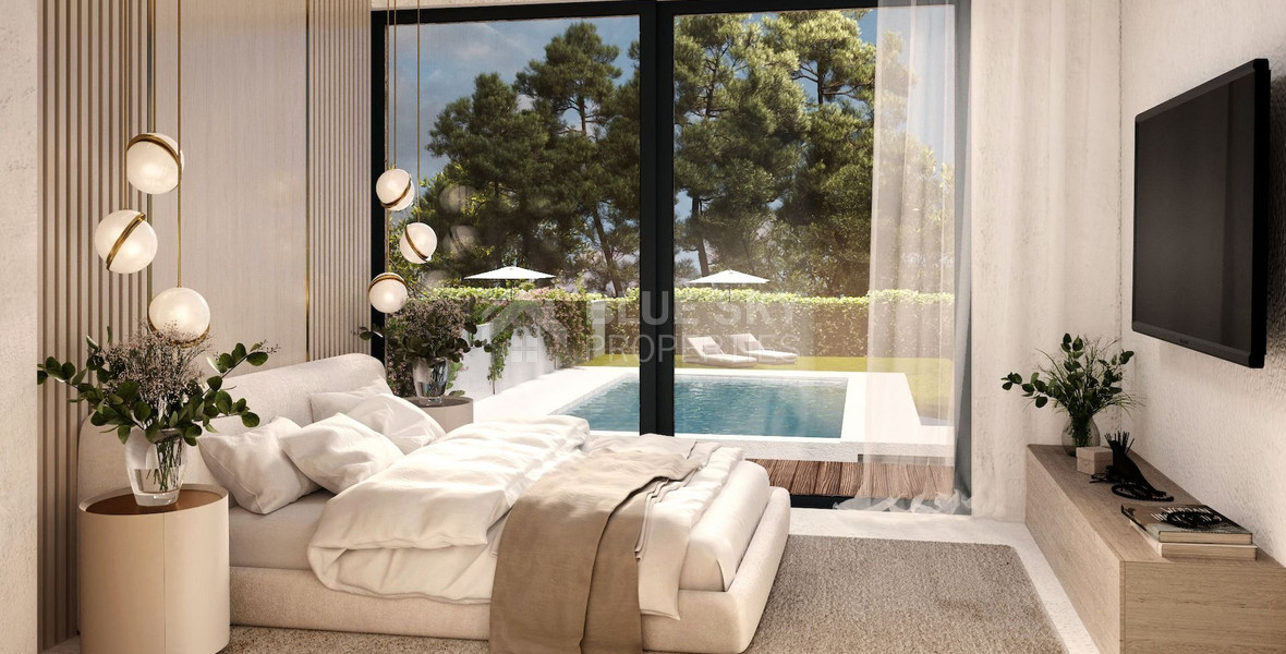 Three Bedroom Townhouse with Roof Garden in Agios Tychon