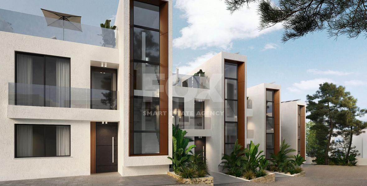 Three Bedroom Townhouse with Roof Garden in Agios Tychon