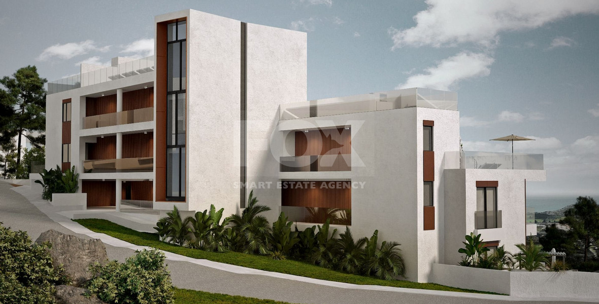 Three Bedroom Townhouse with Roof Garden in Agios Tychon