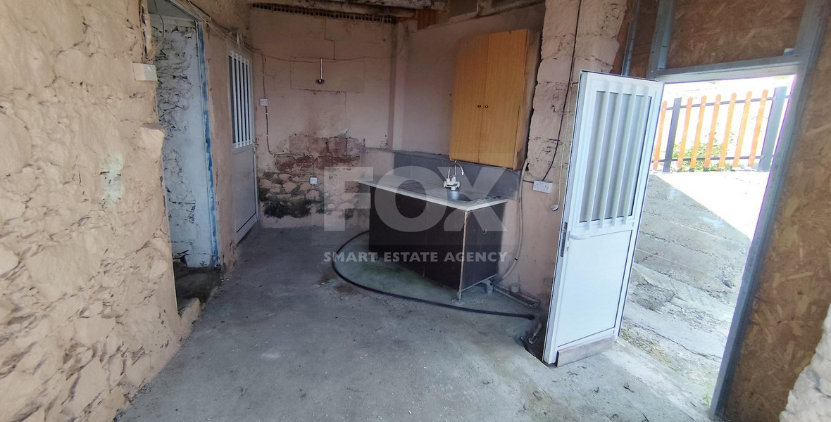 Ground Floor House for Sale in Dierona with 80 m2