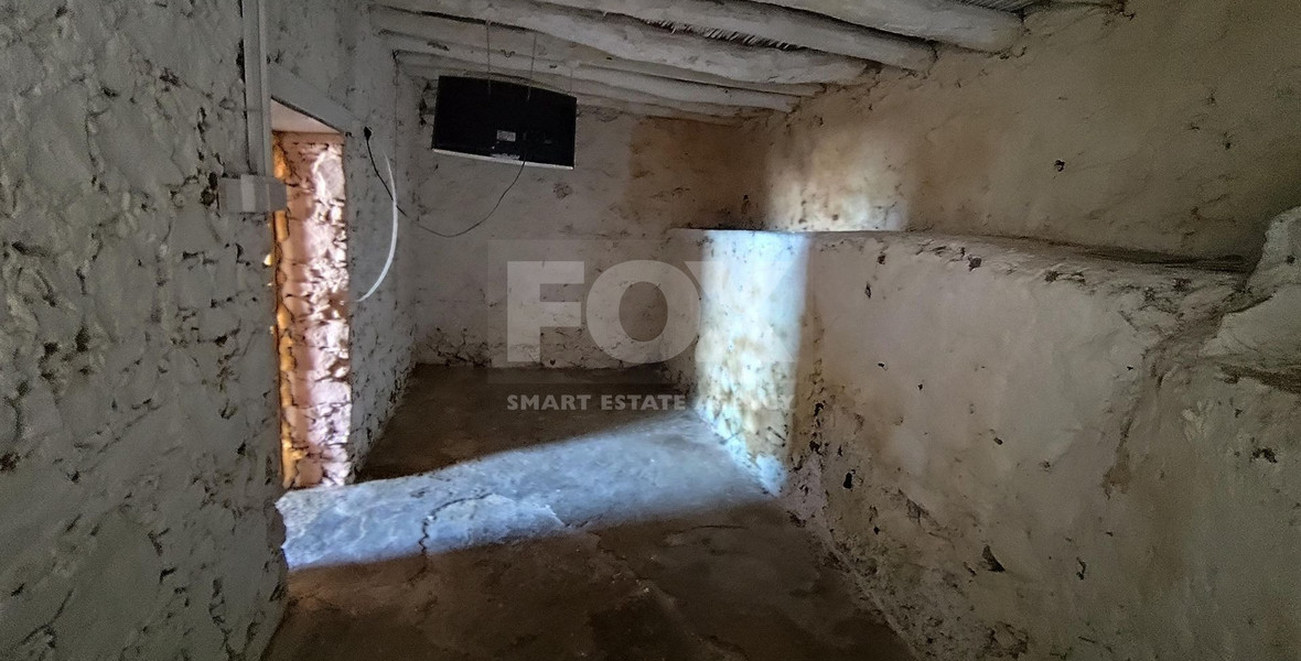 Ground Floor House for Sale in Dierona with 80 m2