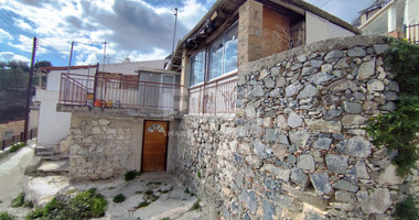 Ground Floor House for Sale in Dierona with 80 m2