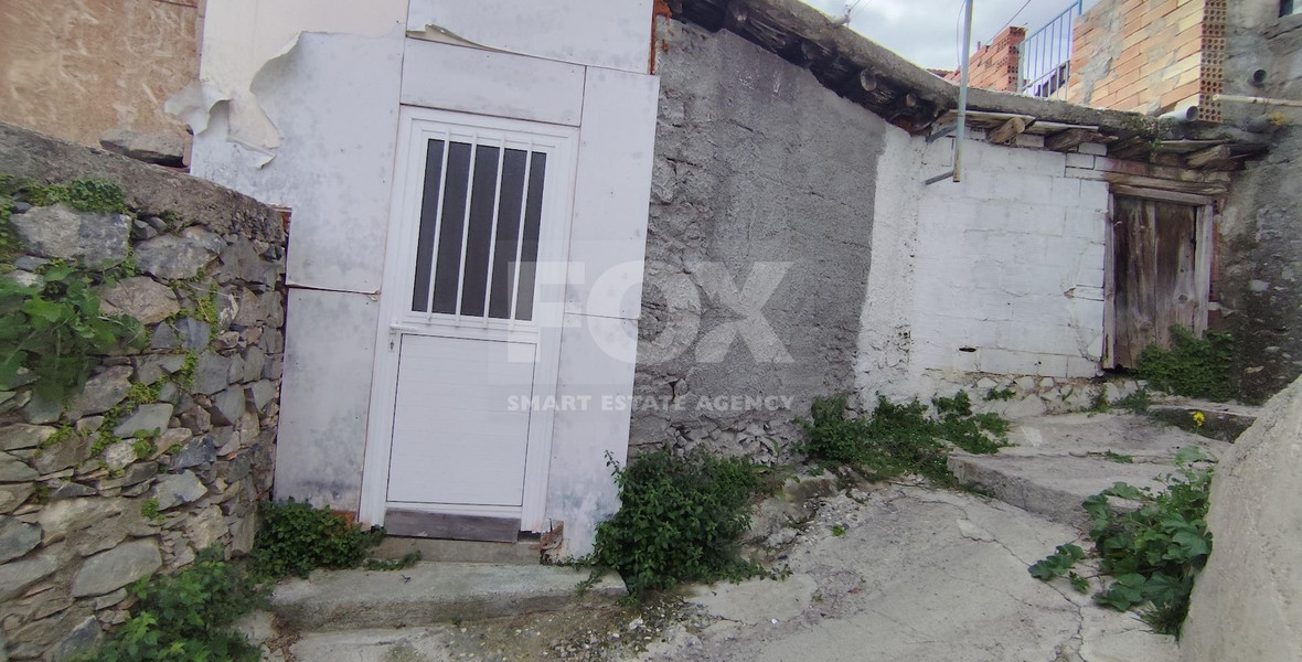 Ground Floor House for Sale in Dierona with 80 m2