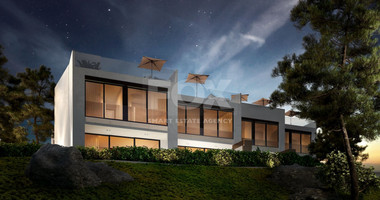 Duplex Four Bedroom Apartment with common swimming pool in Agios Tychon